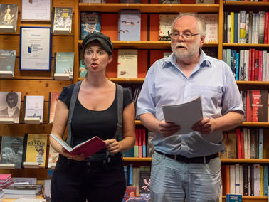 Julia Knapp und Bernhard Echte in der Buchhandlung Mahr ©www.hs53.de