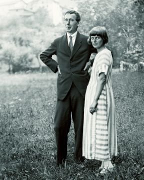 DADAAbend Emmy Hennings und Hugo Ball Nimbus